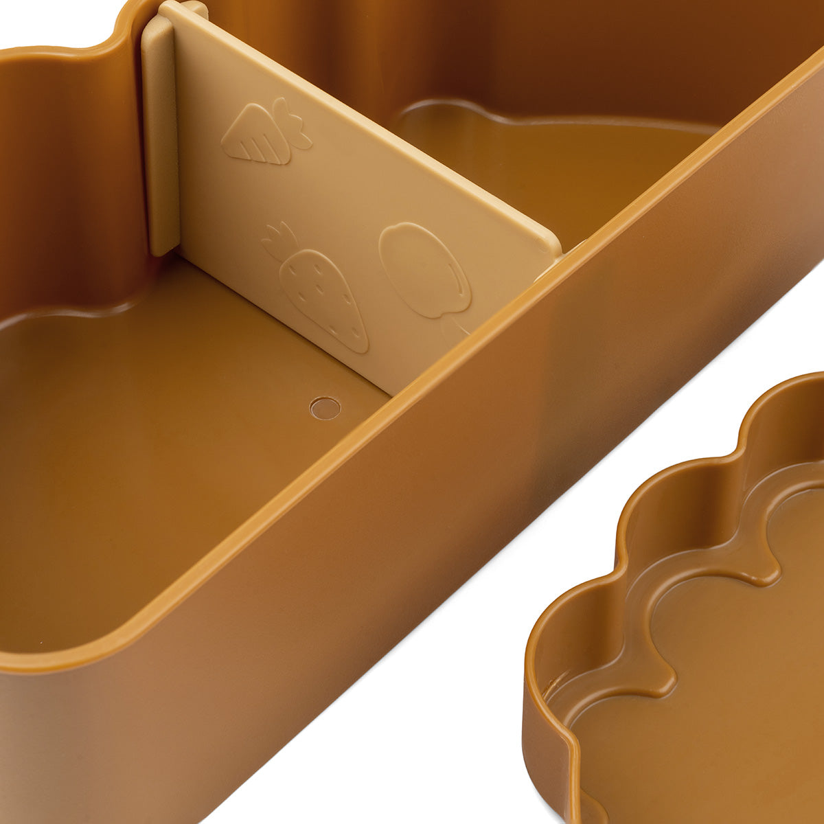 Kiddish-lunch-box-Croco-Mustard-Detail-3-PS_1200x